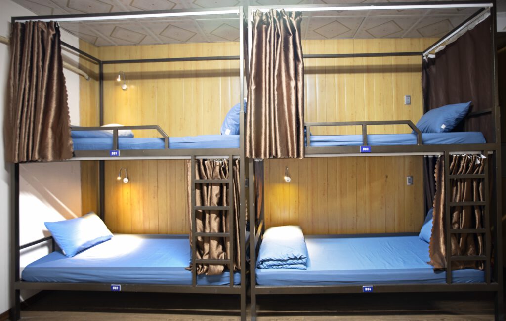 BUNK BED